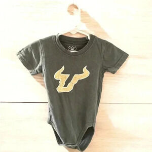 3xNWOT Game-side USF 18mo onesies. Discount w bundling!